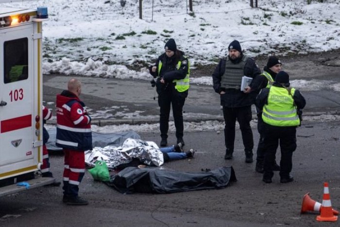 Ilustračný obrázok k článku My nič, my MUZIKANTI: Rusi tvrdia, že Kyjev nebombardujú! Kto HÁDŽE bomby za nich? FOTO