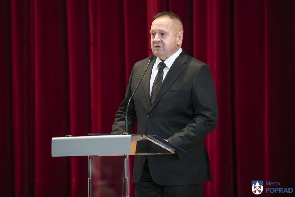 Ilustračný obrázok k článku Výsmech Popradčanom?! ĽAHOSTAJNÍ mestskí poslanci odignorovali zastupiteľstvo!