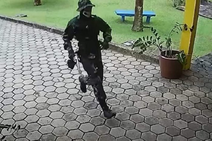 Ilustračný obrázok k článku STREĽBA na školách v Brazílii má štyri obete: Útočník mal na ramene svastiku, VIDEO
