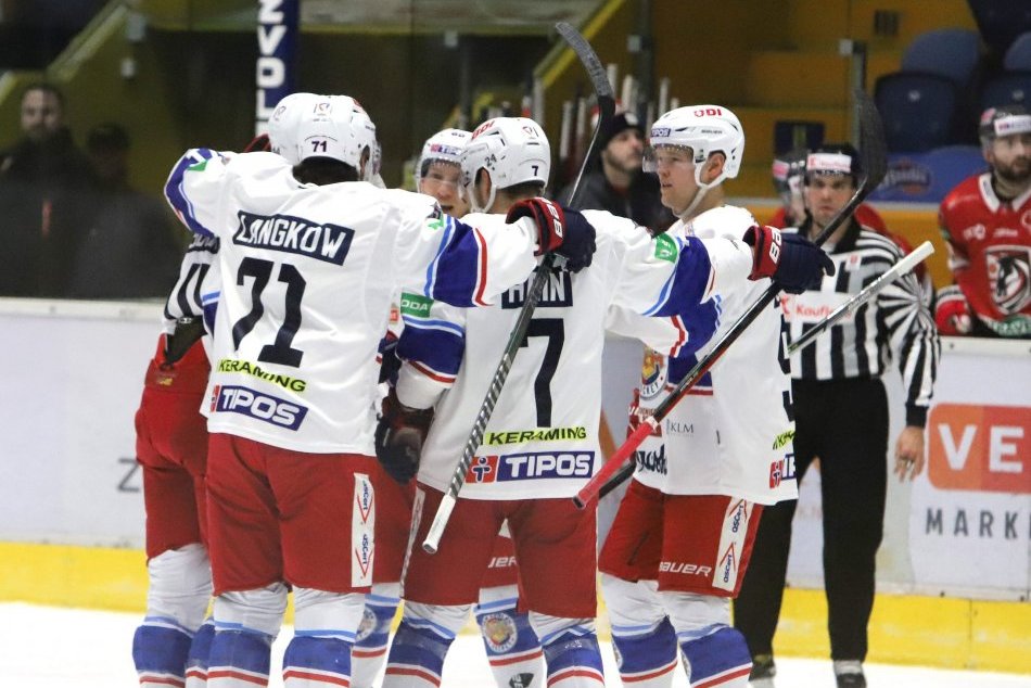 Ilustračný obrázok k článku Zvolenský tréner Oremus po 100. triumfe: Za to patrí veľká vďaka chalanom, FOTO a HLASY