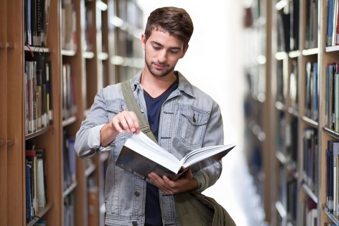 Ilustračný obrázok k článku Neseďte doma! Týždeň slovenských knižníc prináša PROGRAM aj výhody pre čitateľov