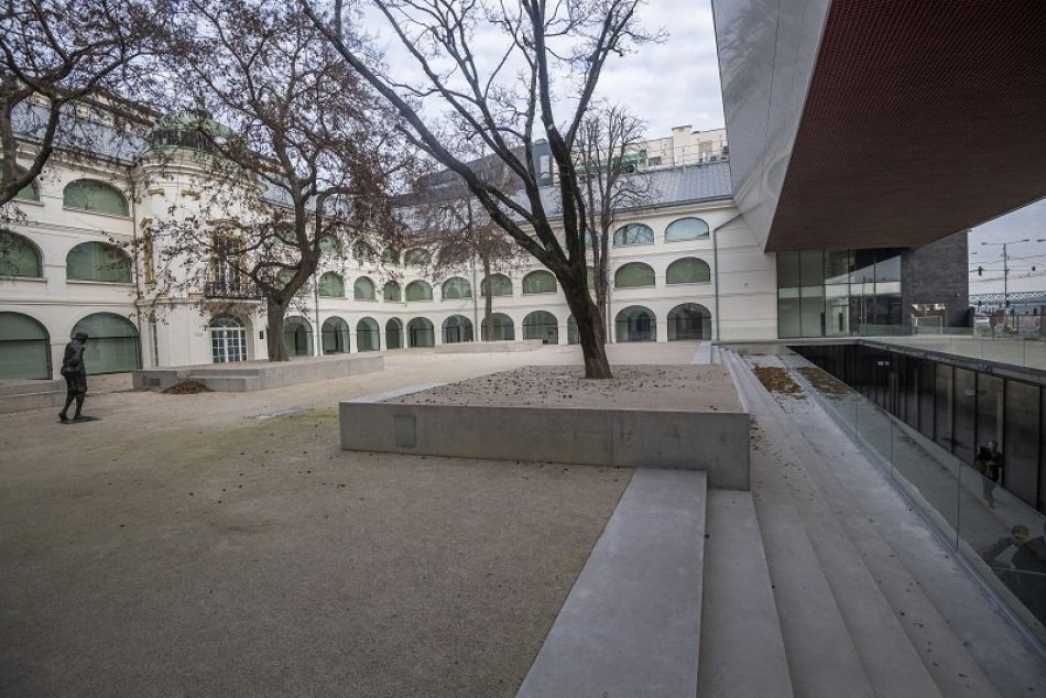 Ilustračný obrázok k článku Veľká vec sa podarila: Nádherné NOVÉ priestory galérie sú pripravené pre Bratislavčanov +FOTO