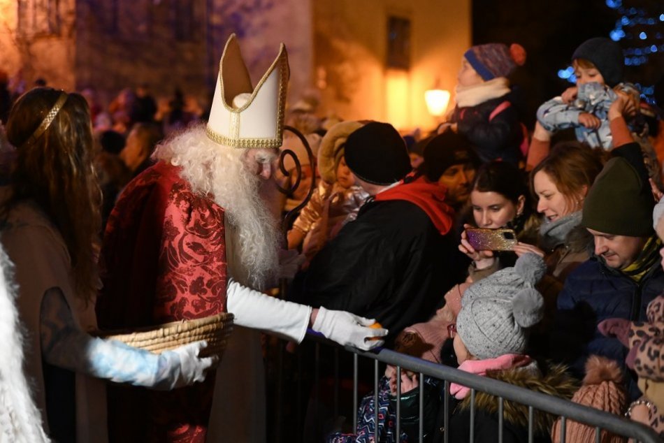 Ilustračný obrázok k článku MIKULÁŠSKY týždeň bude nabitý akciami: Bystričanov potešia Marcin, Čírová aj Bekim