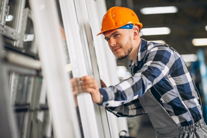 Ilustračný obrázok k článku Prečo sú prísavky na sklo nevyhnutným vybavením montáže okien?