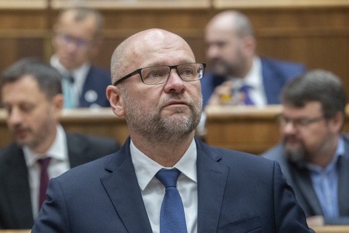 Ilustračný obrázok k článku Sulík si po PÁDE vlády vie predstaviť jej pokračovanie: Prečo predčasné voľby už nechce?