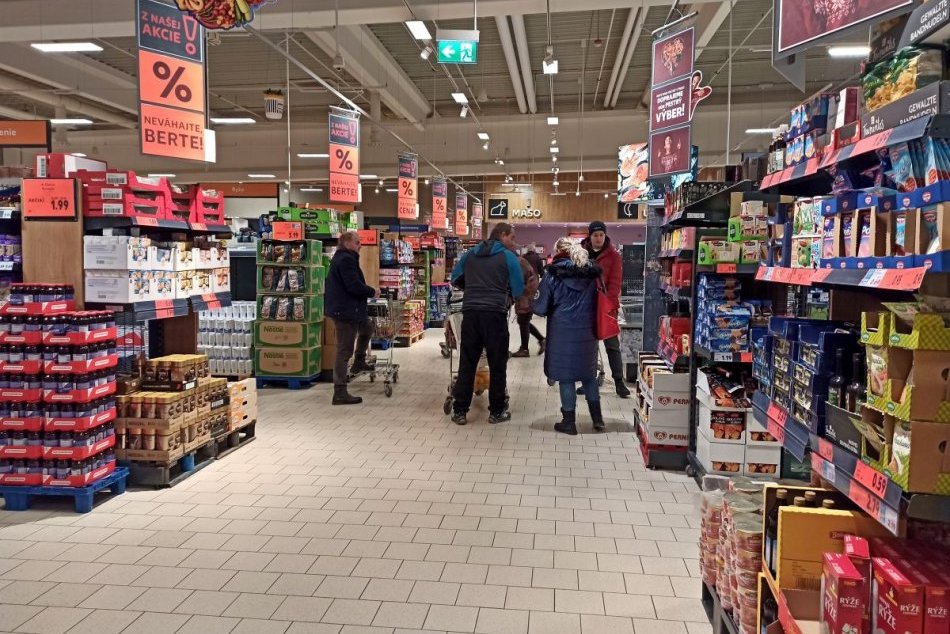 Ilustračný obrázok k článku Známy reťazec sťahuje z pultov obľúbené dobroty: Ak ste ich kúpili, mali by ste ich VRÁTIŤ