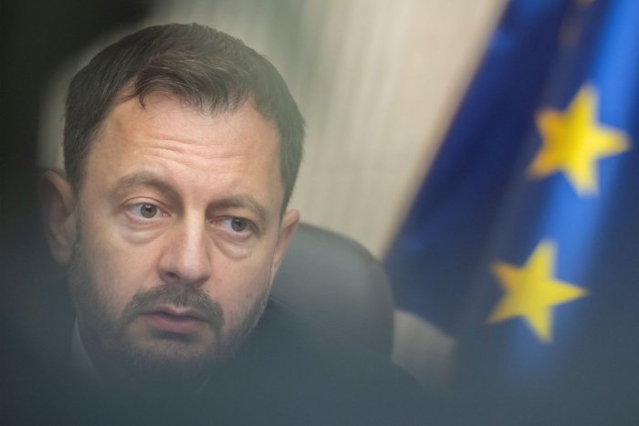 Ilustračný obrázok k článku Vláda Eduarda Hegera sa OTRIASA v základoch: SaS ODMIETLA ponuku Matoviča!