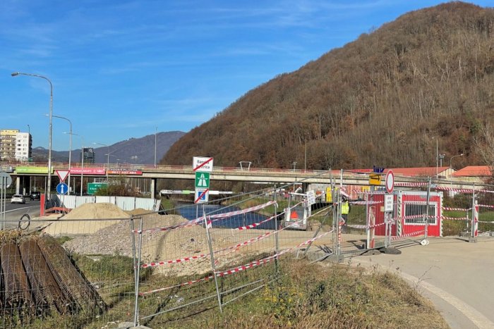 Ilustračný obrázok k článku Vodiči si v Bystrici vydýchnu: Výjazd zo Zvolenskej cesty otvorili, nie však nadlho