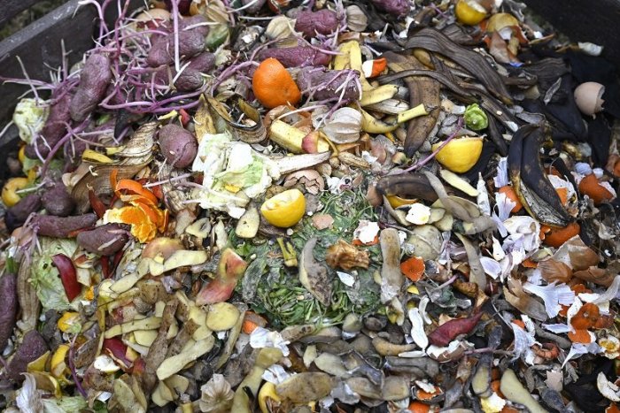 Ilustračný obrázok k článku Bystričania, poznačte si tieto TERMÍNY: Kedy prebehne ZBER odpadu zo záhrad?