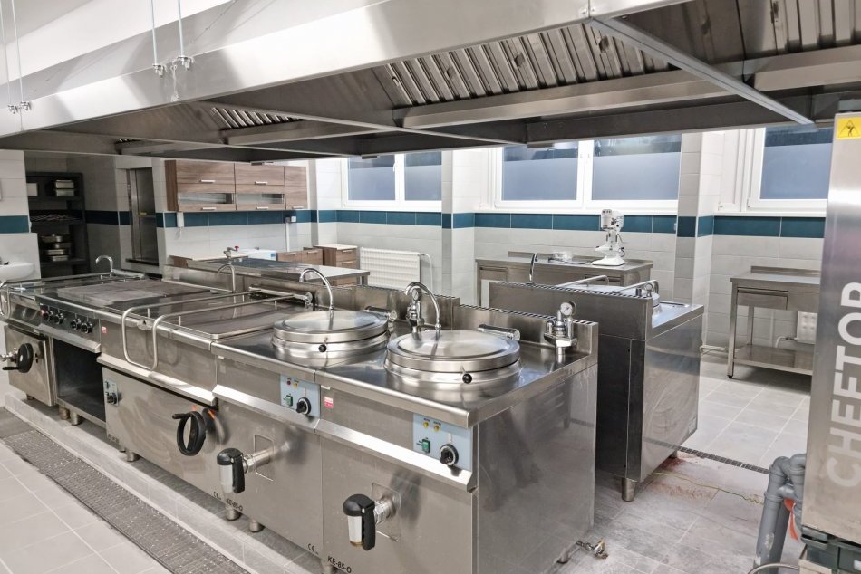 Ilustračný obrázok k článku Nová kuchyňa na ZŠ Škultétyho je hotová: Otvoriť ju majú po prázdninách