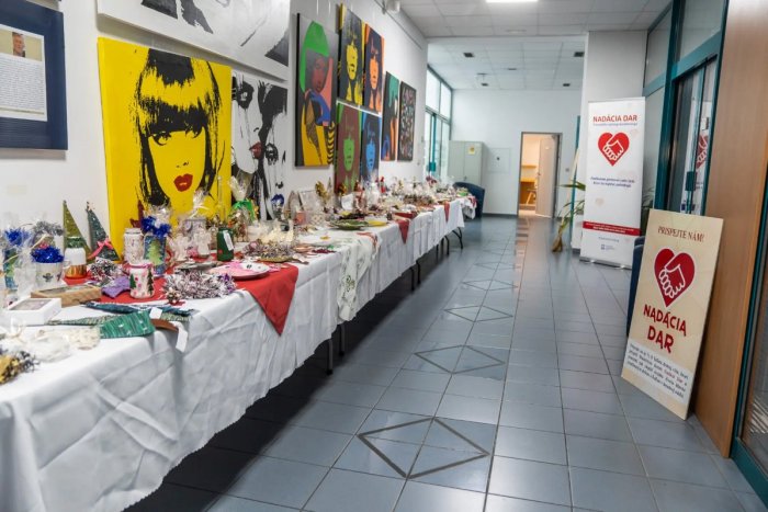 Ilustračný obrázok k článku Krajská nadácia pomáhala aj v roku 2022: Peniaze poskytla desiatkam rodín