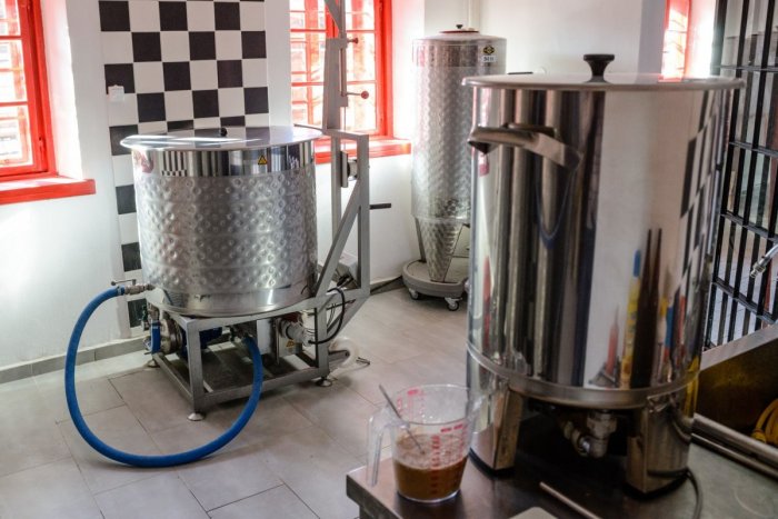 Ilustračný obrázok k článku VYRÁBATE si pivo pre vlastnú spotrebu: Musíte to nahlásiť, inak vám hrozia SANKCIE!