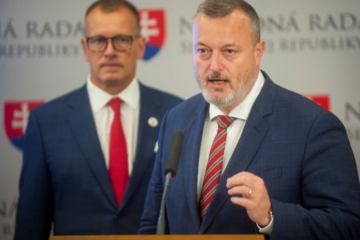 Ilustračný obrázok k článku Podľa Kollára by bol dobrý PREZIDENT! Bude mať Sme rodina vlastného kandidáta?