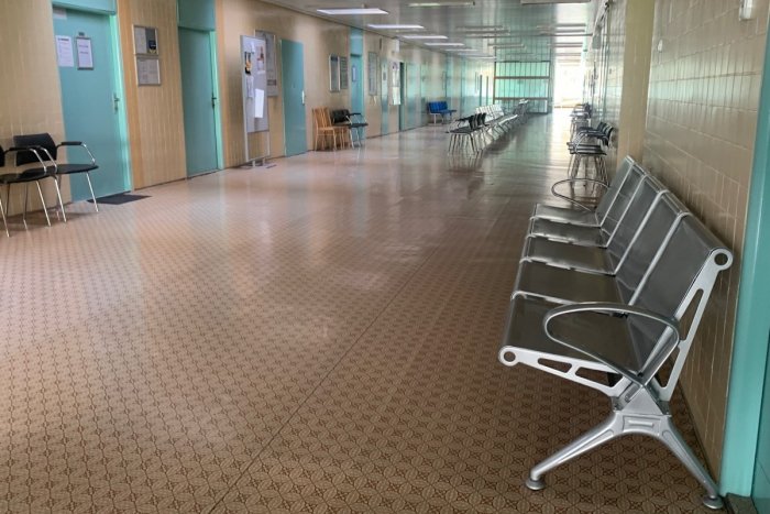 Ilustračný obrázok k článku Pripravte si eurá u lekárov: DESIATKY ambulancií zaviedli pri vyšetreniach POPLATKY!