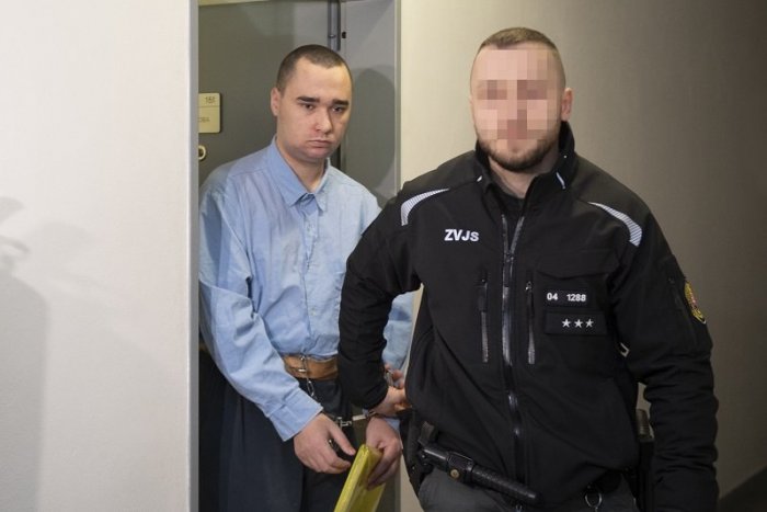 Ilustračný obrázok k článku Muž, ktorý ZAVRAŽDIL Ukrajinku na internáte, sa postavil pred súd: Som VINNÝ, je mi to ľúto