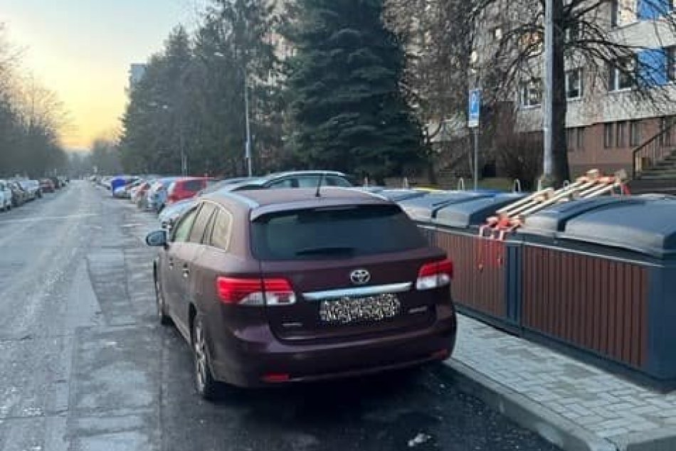 Ilustračný obrázok k článku Dopúšťate sa v Bystrici priestupku? Títo vodiči porušujú dlhoročný ZÁKAZ, FOTO