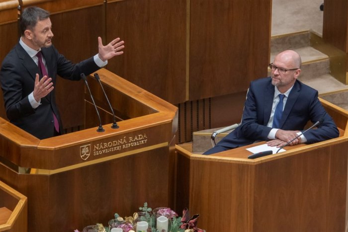 Ilustračný obrázok k článku PRIPRAVTE sa na predčasné voľby! Sulík odmietol Hegerovu 76-ku a tvrdí: Je to strata času!