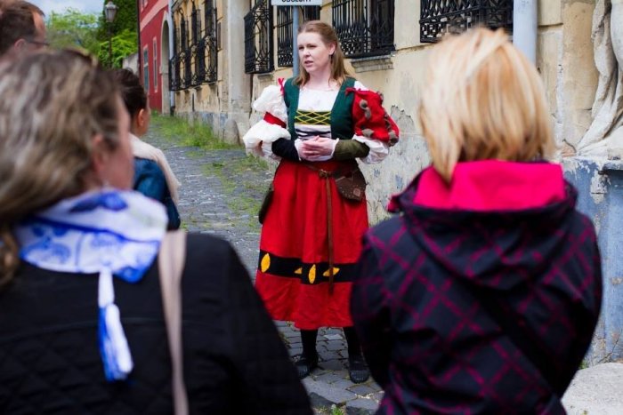 Ilustračný obrázok k článku Odhaľte TAJOMSTVÁ našich pamiatok: V Nitre oslávime Svetový deň sprievodcov!