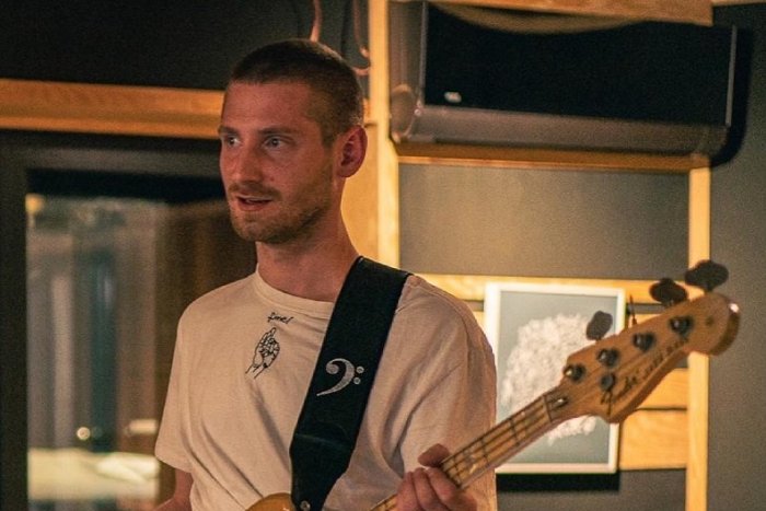 Ilustračný obrázok k článku ŠOK a slzy u fanúšikov IMT SMILE: Zomrel najmladší člen kapely