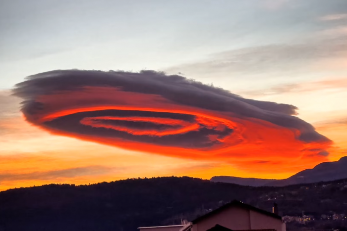 Ilustračný obrázok k článku VIDEO: Ľudia NEVERILI vlastným očiam: Takéto nebeské divadlo sa nevidí HOCIKEDY!