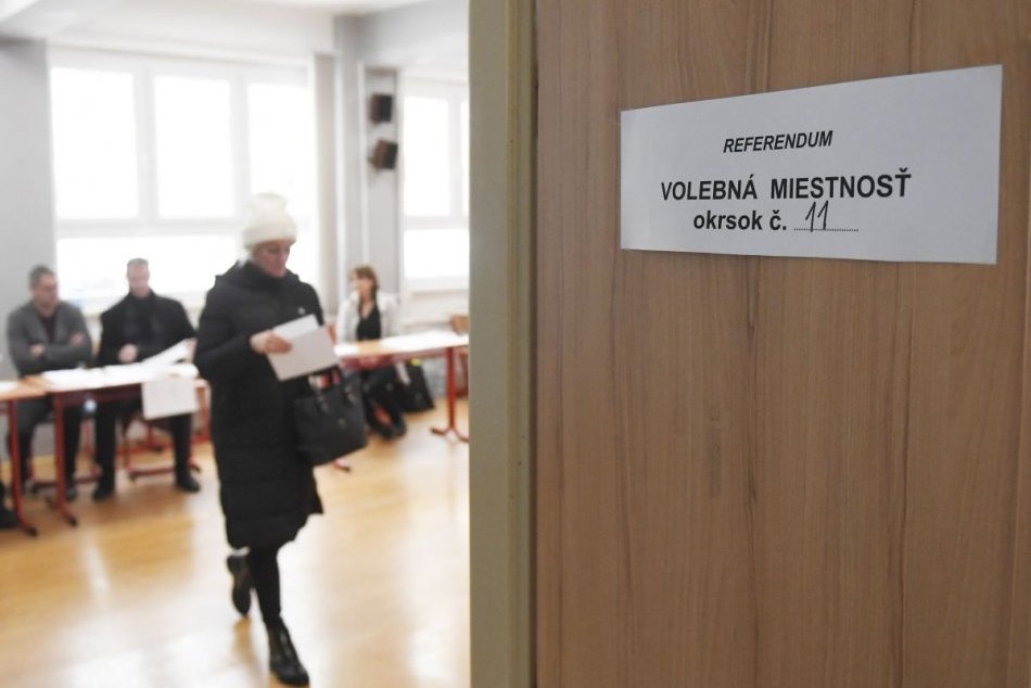 Ilustračný obrázok k článku V Červenej vode bezo zmien: Starostka ostáva na svojom poste, referendum je neplatné