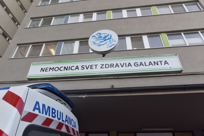 Ilustračný obrázok k článku Nemocnicu zaradili do NAJNIŽŠEJ kategórie: Samosprávy nesúhlasia, žiadajú jej PRERADENIE!