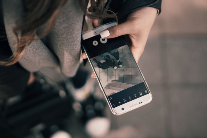 Ilustračný obrázok k článku PANIKA okolo sociálnych sietí: Musíte nahlásiť, ak točíte videá na Facebook či TikTok?