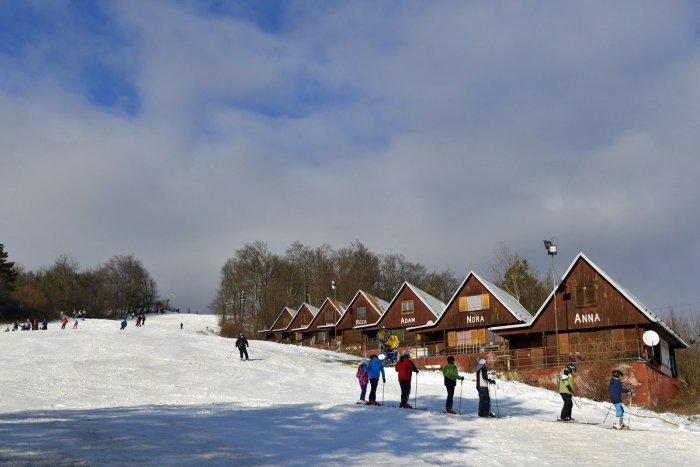 Ilustračný obrázok k článku Lyžiari sa dočkali: Druhé najnižšie položené stredisko OTVORILO sezónu