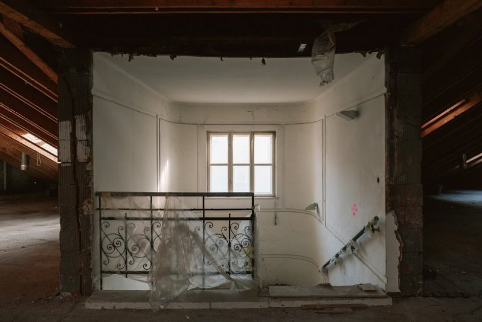 Ilustračný obrázok k článku Kúpele Grössling sa opäť zaskvejú v plnej paráde: Pozrite sa, ako pokračuje ich OBNOVA