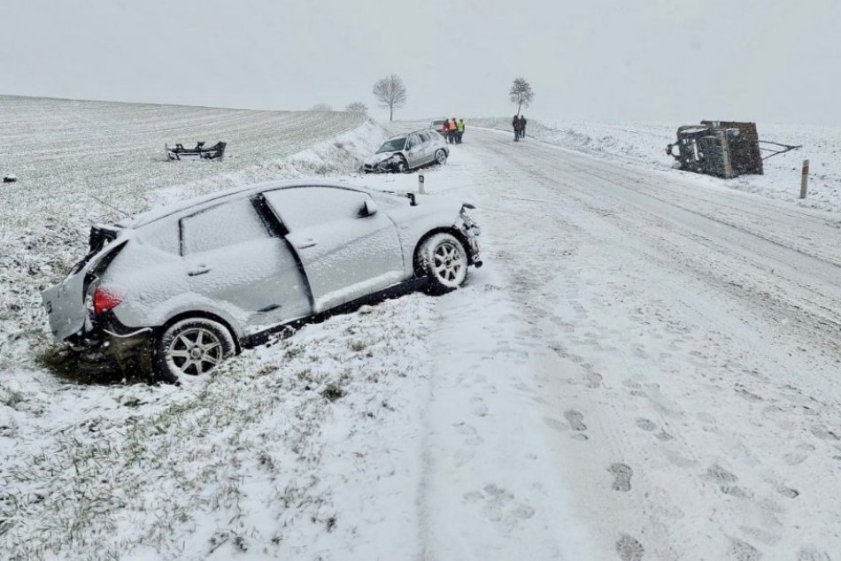 Ilustračný obrázok k článku Hrozivá ZRÁŽKA na juhu Slovenska: Jedna žena prišla o život, druhá je ťažko zranená