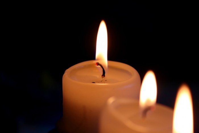 Ilustračný obrázok k článku Slovensko sa ponorilo do smútku: ZOMREL uznávaný režisér  Peter Mikulík (†84)