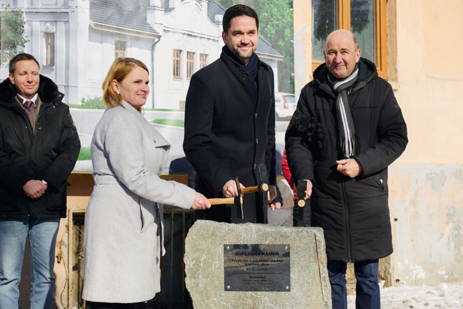 Ilustračný obrázok k článku Historický kaštielik v Bystrici obnova za milióny: Ako vyzerajú VIZUALIZÁCIE?