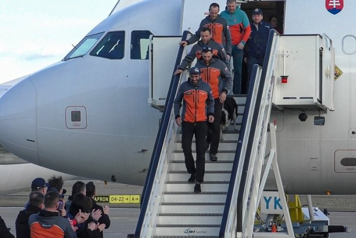 Ilustračný obrázok k článku Záchranná akcia v Turecku bola aj pre slovenských profesionálov krst OHŇOM: Toto tam zažili!