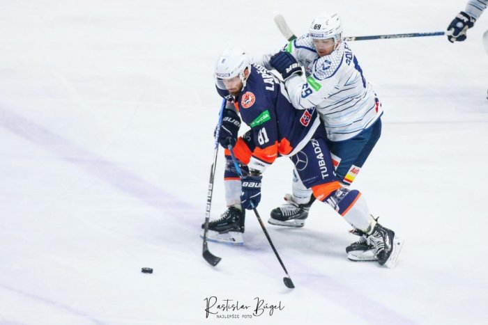 Ilustračný obrázok k článku Býci s novou POSILOU: Do tímu prichádza skúsený útočník