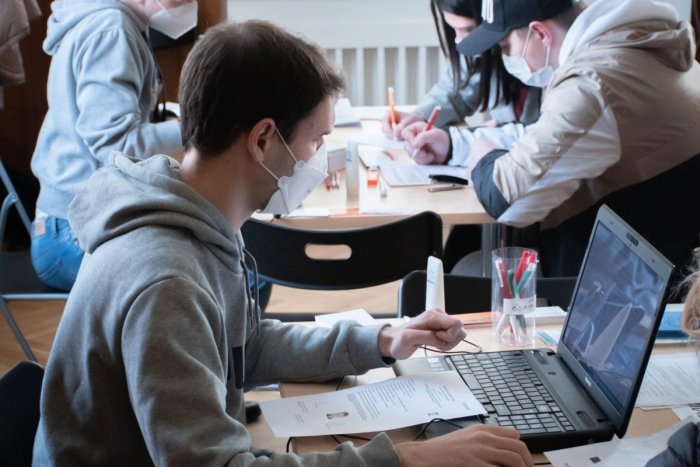 Ilustračný obrázok k článku Pomoc utečencom z Ukrajiny: V Nitre im poskytli vyše 31-tisíc asistencií