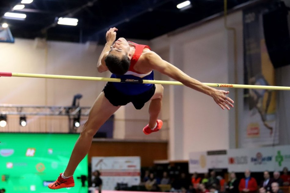 Ilustračný obrázok k článku Svetoví výškari previedli úchvatné výkony: V Bystrici padol národný halový REKORD, FOTO