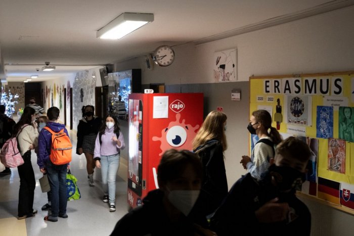 Ilustračný obrázok k článku Deti v školách po celom Slovensku zažili ŠOK: Ich obľúbené mlieko už nie je ZADARMO!