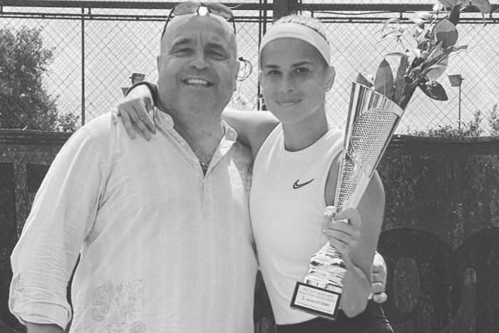 Ilustračný obrázok k článku Obrovský smútok u bývalej tenistky: Nedávno sa ZASNÚBILA, teraz prežíva náročné chvíle