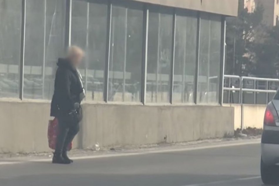 Ilustračný obrázok k článku PREČO sú niektorí CHODCI nepoučiteľní? Polícia si na nich posvietila: SPOZNALI ste sa? VIDEO