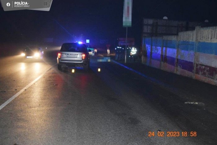 Ilustračný obrázok k článku Tragédia na ceste: V Sečovciach po zrážke s autom vyhasol život mladého muža