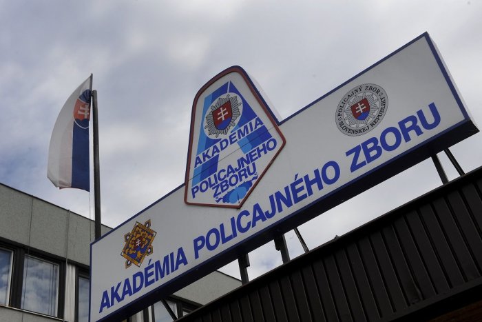Ilustračný obrázok k článku Prípad postrelenej študentky na policajnej akadémii: Padlo OBVINENIE