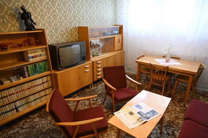 Ilustračný obrázok k článku Nezvyčajná výzva DAB v Nitre: Vymení RETRO kreslo od babičky za vstupenky