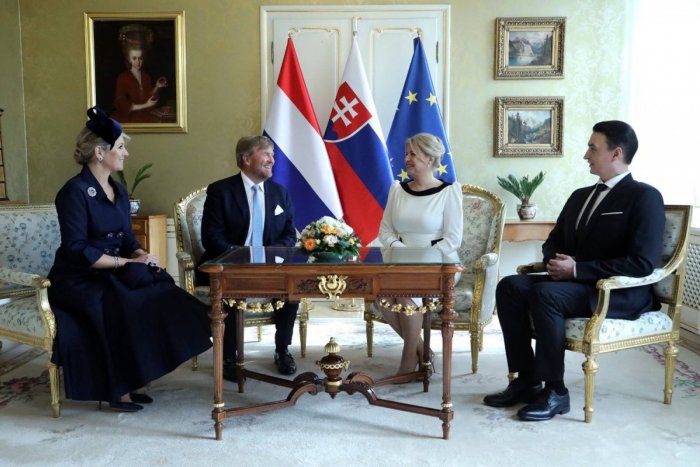 Ilustračný obrázok k článku Vzácna návšteva v Bratislave: KRÁĽOVSKÝ pár sa prejde centrom, ELEKTRIČKY zmenia trasy