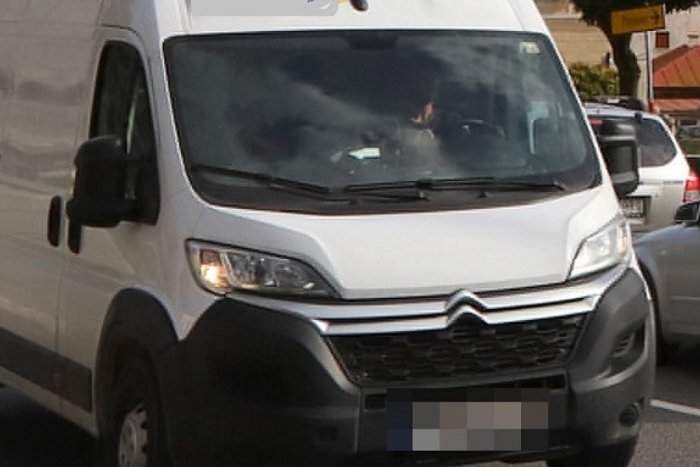 Ilustračný obrázok k článku PRENASLEDOVALA deti biela dodávka? Vymyslený PRÍBEH zdieľali stovky ľudí