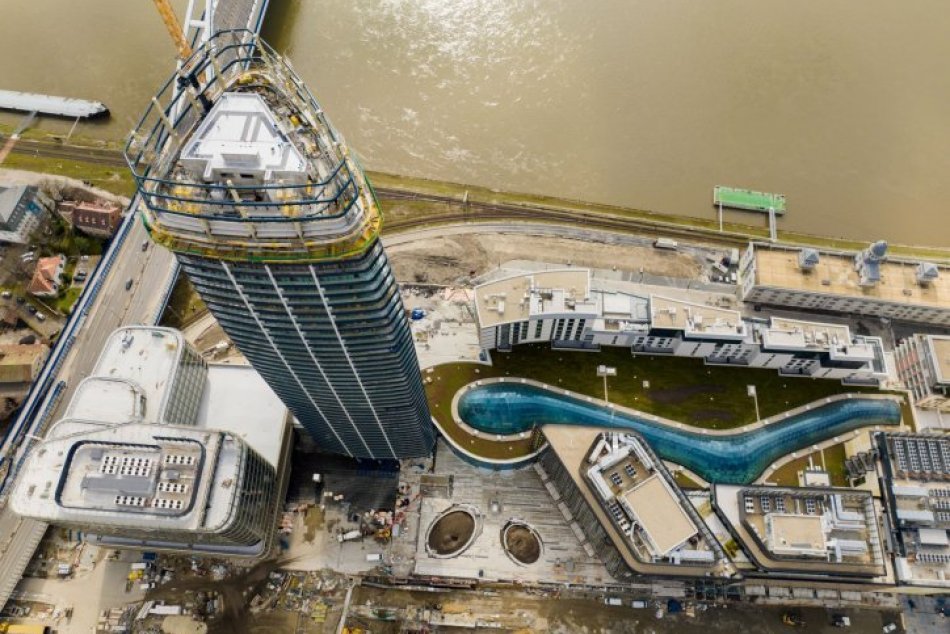 Ilustračný obrázok k článku Najväčšie NÁKUPNÉ centrum na Slovensku otvoria už ONEDLHO: Šírkou ponuky vás PREKVAPÍ