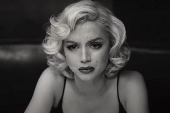 Ilustračný obrázok k článku Zlatú malinu za NAJHORŠÍ film získala životopisná dráma Blondínka. Anticenu dostal aj Tom Hanks