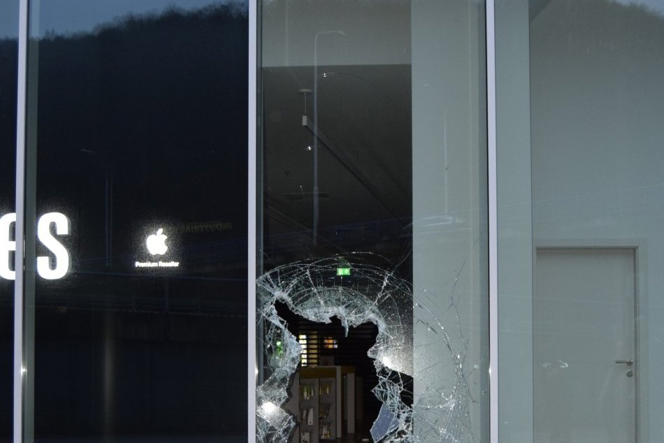 Ilustračný obrázok k článku Veľká KRÁDEŽ v bystrickom nákupnom centre: Škody sú v desiatkach tisíc EUR