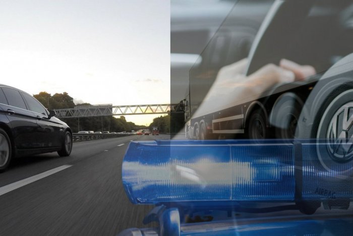 Ilustračný obrázok k článku Policajtom spadla sánka: Žena, ktorú kontrolovali na diaľnici, im UKRADLA policajné auto!