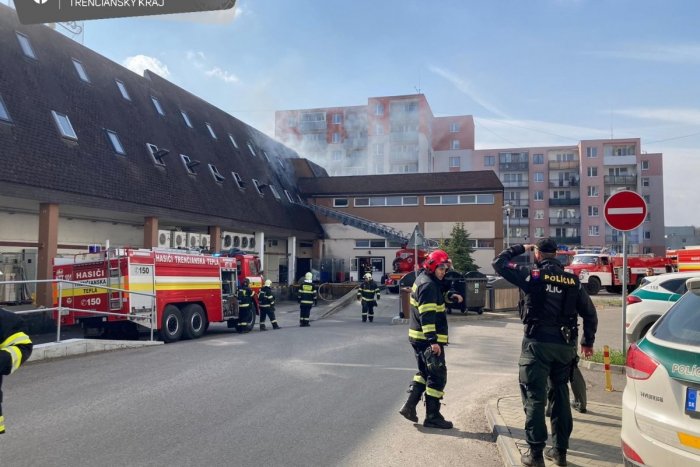 Ilustračný obrázok k článku Ďalší ničivý POŽIAR: Plamene zachvátili obchodné centrum, škody sú obrovské