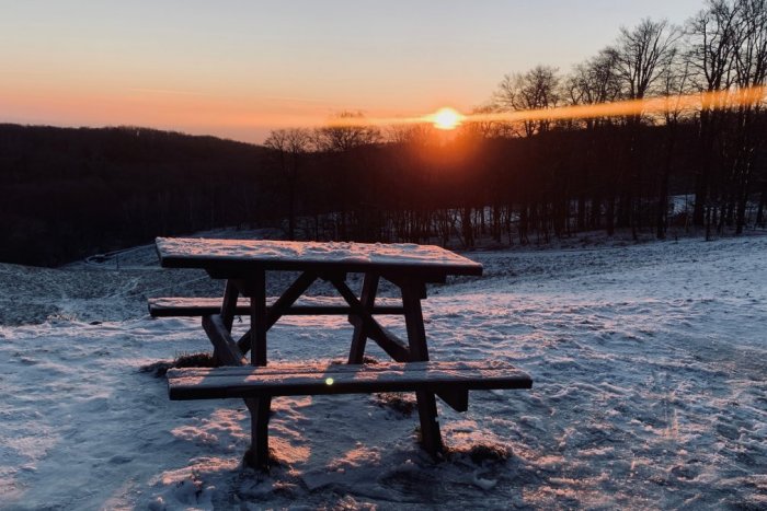 Ilustračný obrázok k článku VYPUSTITE z hlavy jar, vracia sa zima: Teploty klesnú k NULE a bude aj SNEŽIŤ!